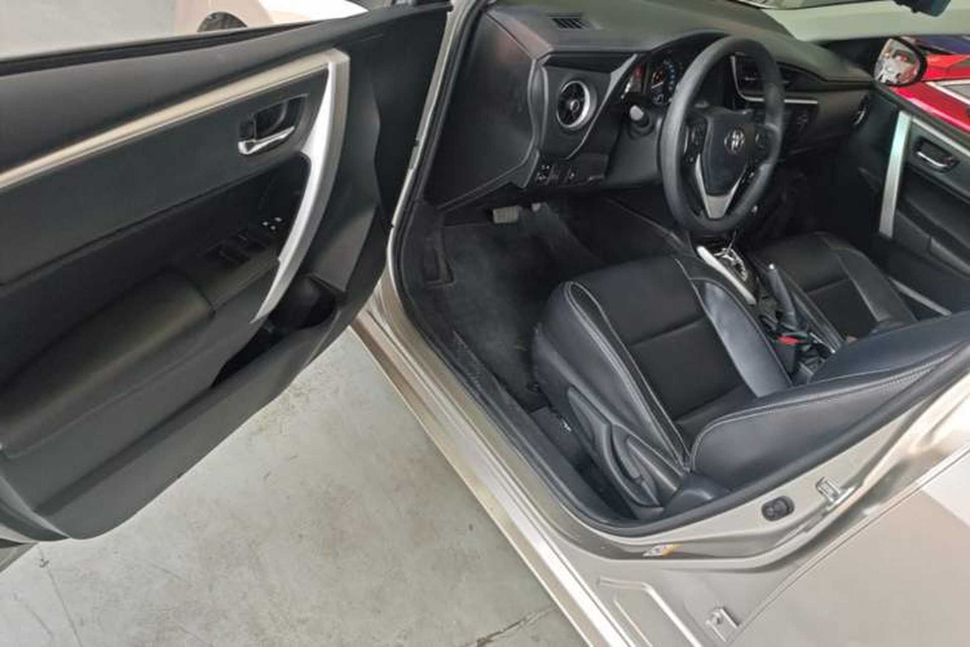 Used Toyota Corolla 2017 Revised Version 1.2T S-CVT GL-i Driver Seat