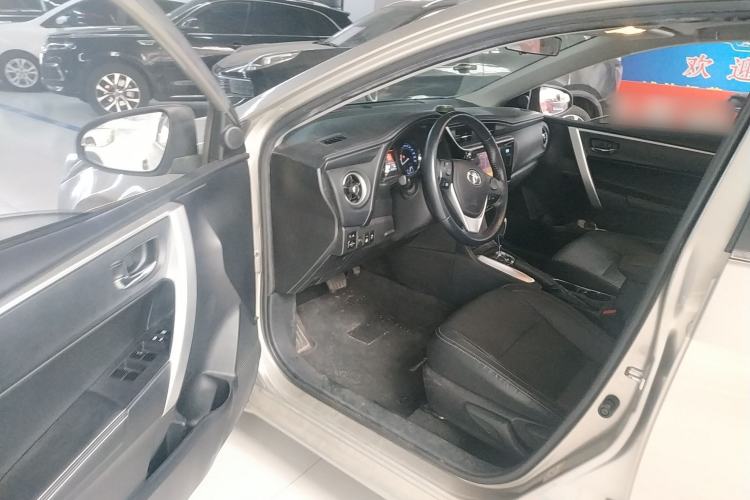 Used Toyota Corolla 2017 Revised Version 1.2T S-CVT GL-i Leather Edition Driver Seat