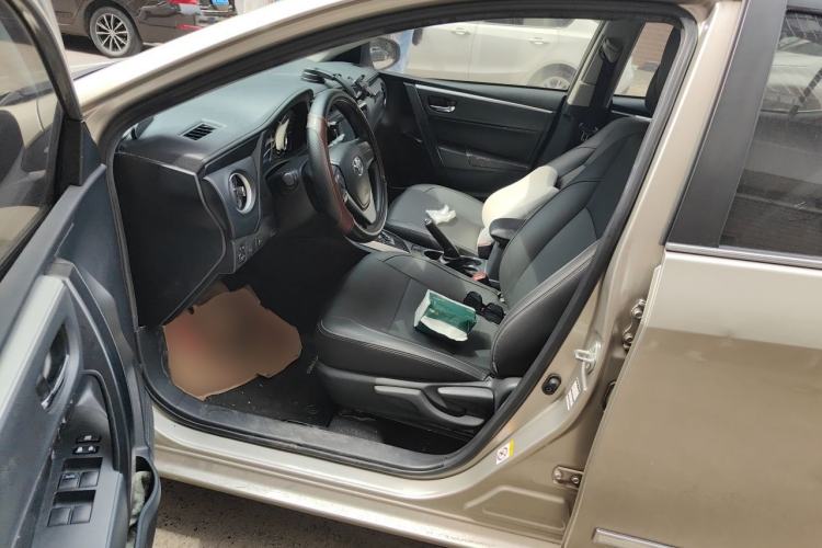 Used Toyota Corolla 2017 Revised Version 1.2T S-CVT GL Driver Seat