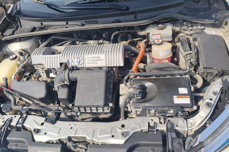 Used Toyota Corolla 2017 Revised Dual-Engine 1.8L E-CVT Elite Edition Engine Bay