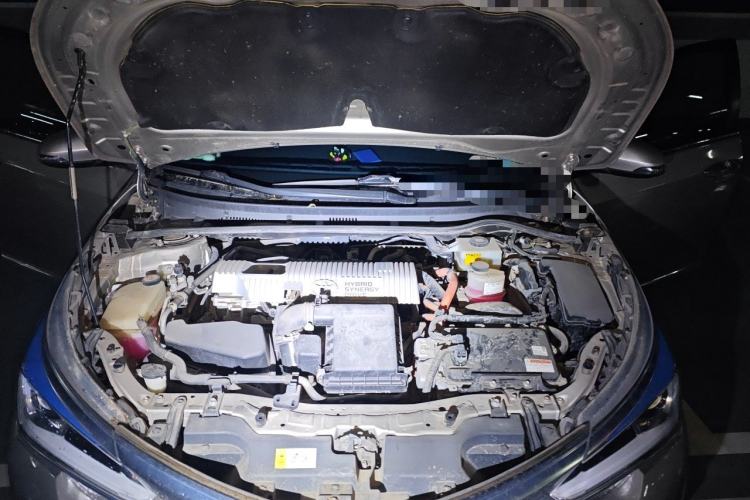 Used Toyota Corolla 2017 Revised Dual-Engine 1.8L E-CVT Elite Edition Engine Bay