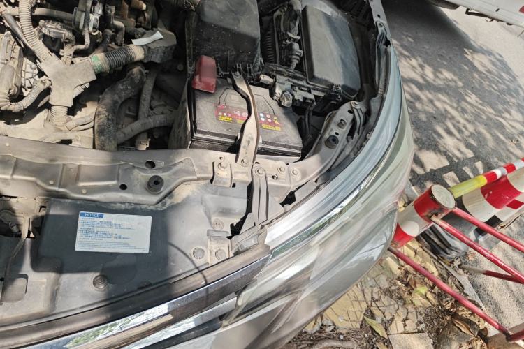 Used Toyota Corolla 2017 Revised Version 1.2T S-CVT GL Engine Bay Left