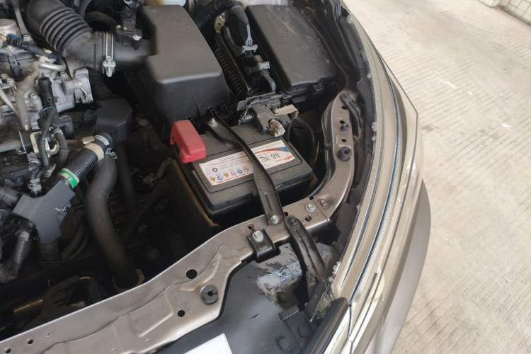 Used Toyota Corolla 2017 Revised Version 1.2T S-CVT GL Engine Bay Left