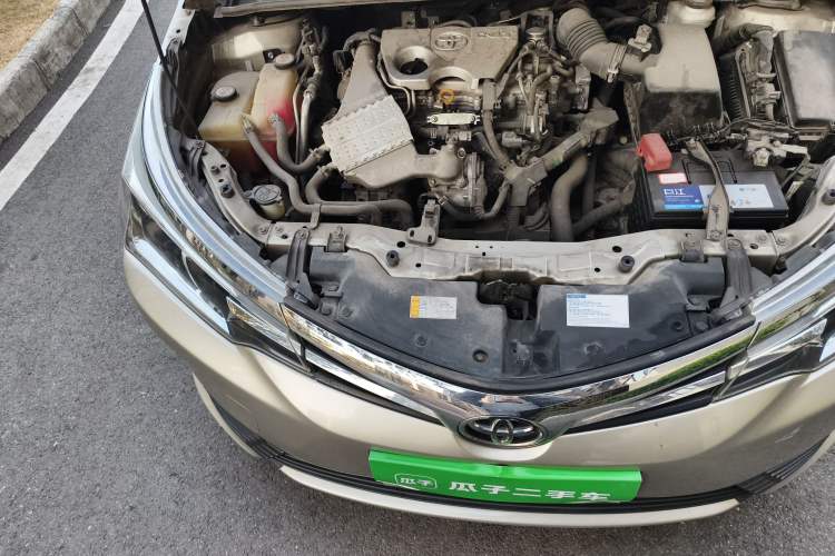 Used Toyota Corolla 2017 Revised Version 1.2T S-CVT GL Engine Bay Right