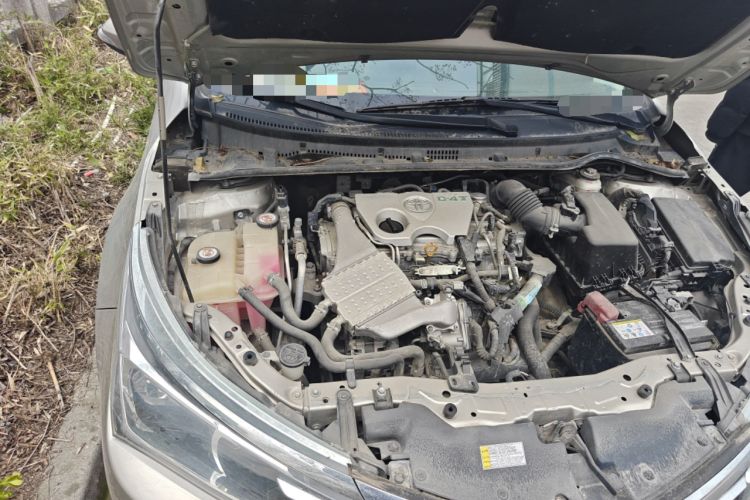 Used Toyota Corolla 2017 Revised Version 1.2T S-CVT GL Engine Bay Right