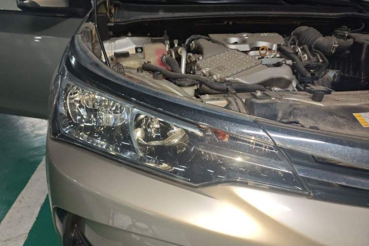 Used Toyota Corolla 2017 Revised Version 1.2T S-CVT GL Engine Bay Right