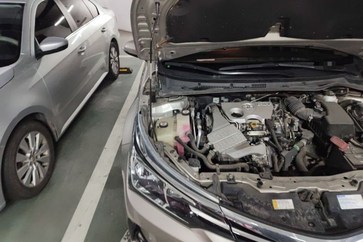 Used Toyota Corolla 2017 Revised Version 1.2T S-CVT GL-i Engine Bay Right