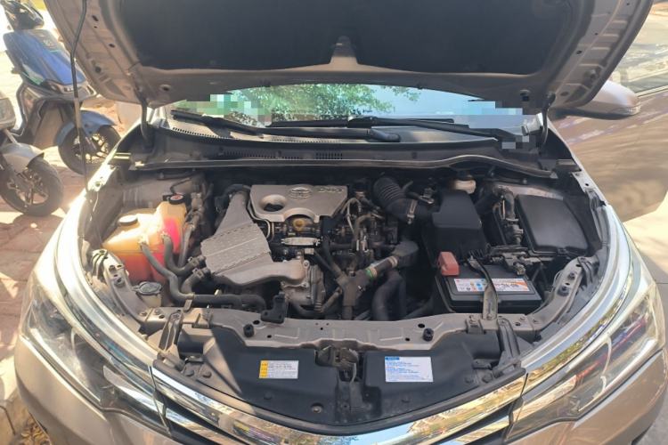 Used Toyota Corolla 2017 Revised Version 1.2T S-CVT GL Engine Bay
