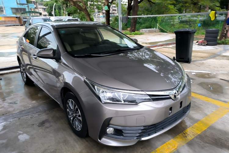 Used Toyota Corolla 2017 Revised Version 1.2T S-CVT GL Exterior 1