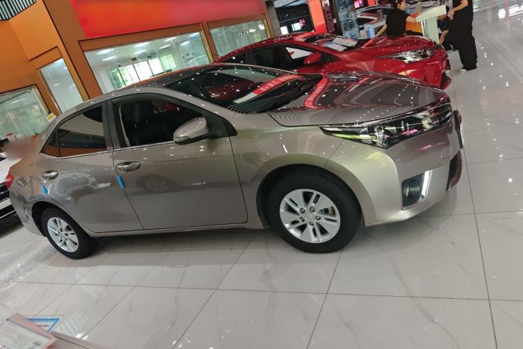 Used Toyota Corolla 2017 Revised Version 1.6L S-CVT GL Exterior 3