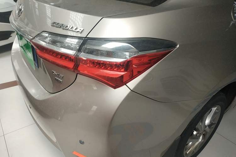 Used Toyota Corolla 2017 Revised Version 1.2T S-CVT GL-i Leather Edition Exterior 3
