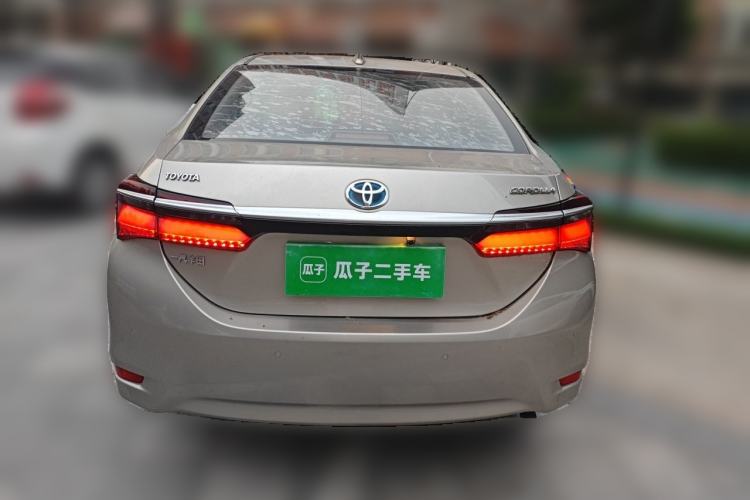 Used Toyota Corolla 2017 Revised Dual-Engine 1.8L E-CVT Elite Edition Exterior 4