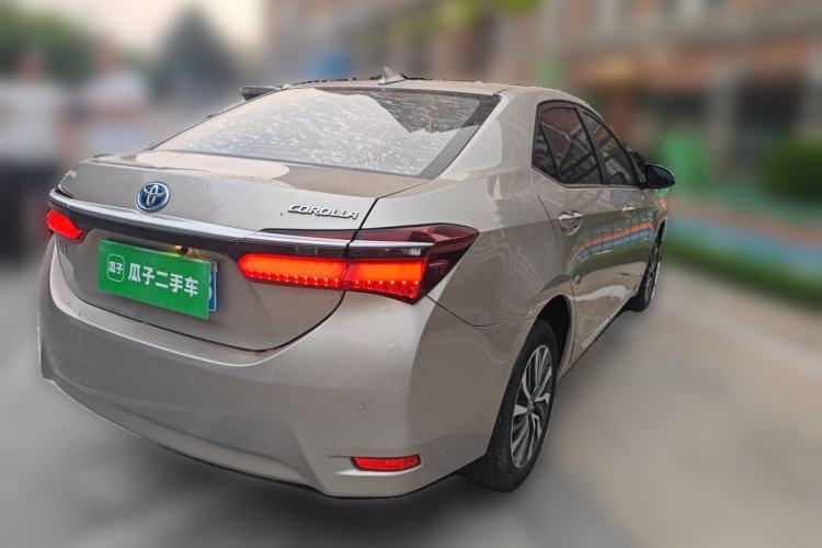 Used Toyota Corolla 2017 Revised Dual-Engine 1.8L E-CVT Elite Edition Exterior 5