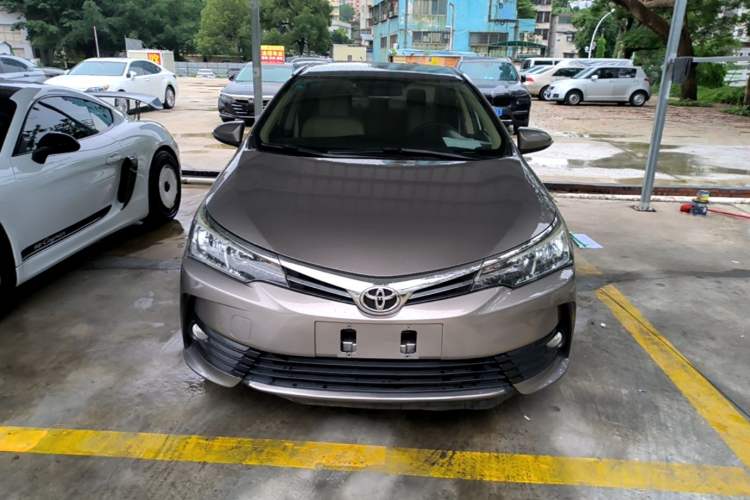 Used Toyota Corolla 2017 Revised Version 1.2T S-CVT GL Front