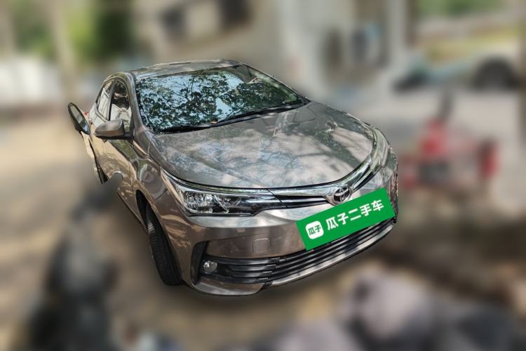 Used Toyota Corolla 2017 Revised Version 1.2T S-CVT GL Front Right 45 Deg
