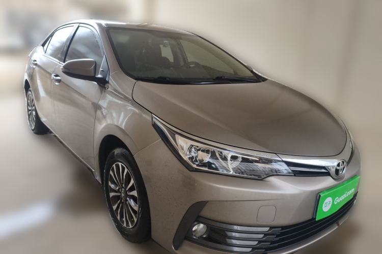 Used Toyota Corolla 2017 Revised Version 1.2T S-CVT GL Front Right 45 Deg