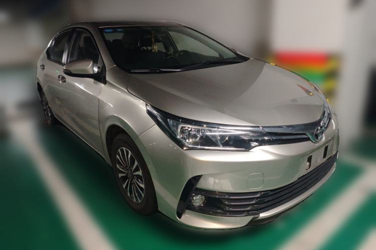 Used Toyota Corolla 2017 Revised Version 1.2T S-CVT GL Front Right 45 Deg
