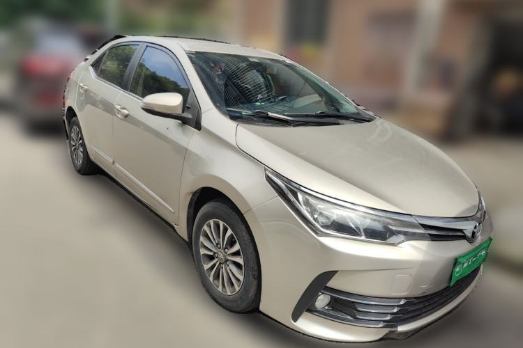 Used Toyota Corolla 2017 Revised Version 1.2T S-CVT GL Front Right 45 Deg