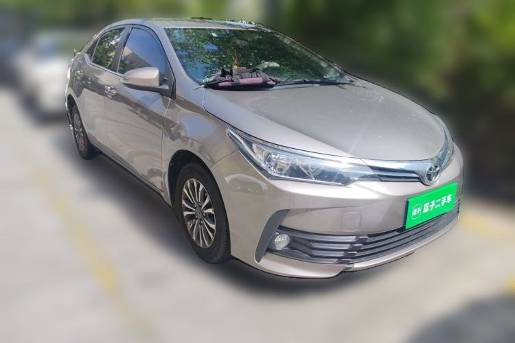 Used Toyota Corolla 2017 Revised Version 1.2T S-CVT GL Front Right 45 Deg