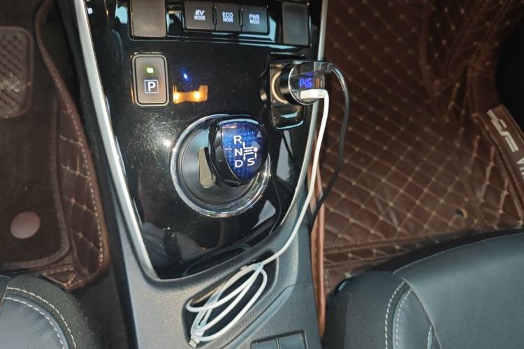 Used Toyota Corolla 2017 Revised Dual-Engine 1.8L E-CVT Elite Edition Gear Lever