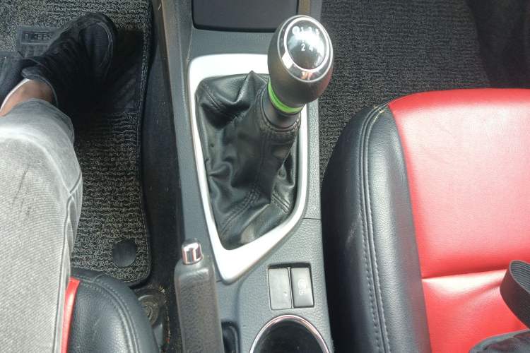Used Toyota Corolla 2017 1.2T Manual GL Gear Lever
