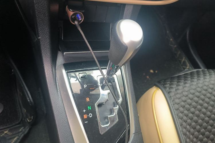 Used Toyota Corolla 2017 Revised Version 1.2T S-CVT GL Gear Lever