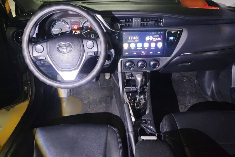 Used Toyota Corolla 2017 Revised Version 1.2T S-CVT GL-i Interior 2