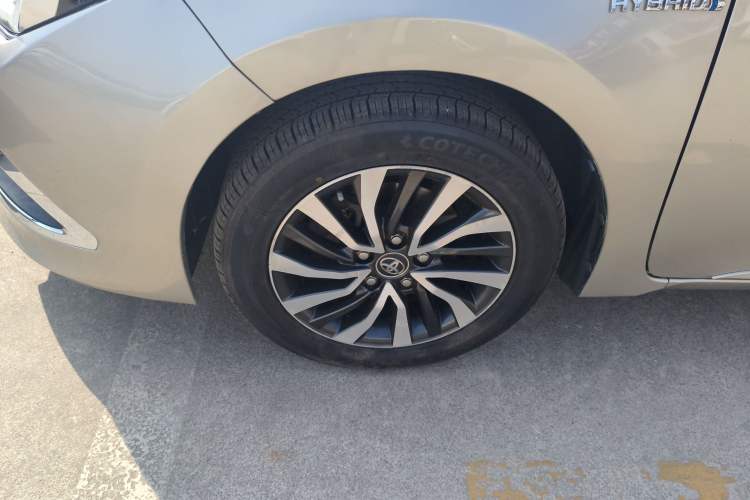 Used Toyota Corolla 2017 Revised Dual-Engine 1.8L E-CVT Elite Edition Left Front Wheel Hub
