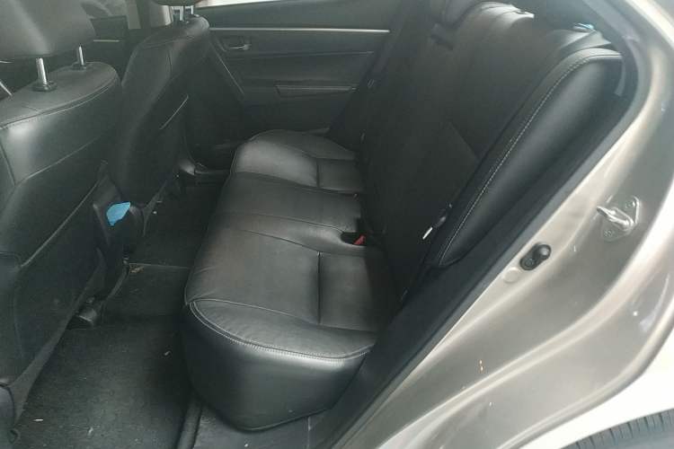 Used Toyota Corolla 2017 Revised Version 1.2T S-CVT GL-i Leather Edition Left Rear Seat