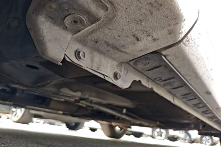 Used Toyota Corolla 2017 Revised Version 1.2T S-CVT GL Left Side Sill