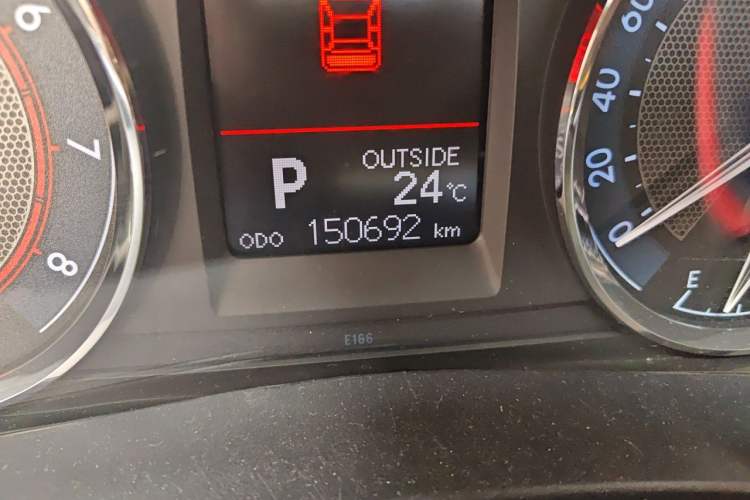 Used Toyota Corolla 2017 1.2T CVT GL-i Leather Edition Odometer Close Up