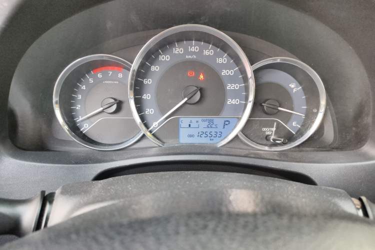 Used Toyota Corolla 2017 Revised Version 1.2T S-CVT GL Odometer Close Up