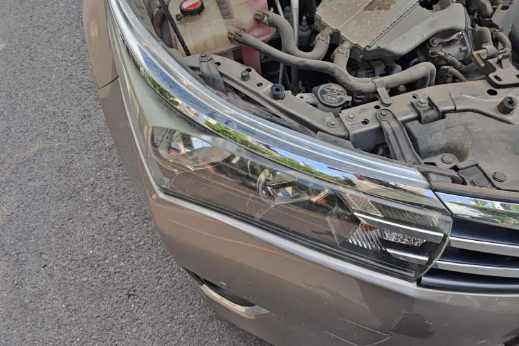 Used Toyota Corolla 2017 1.2T CVT GL-i Leather Edition Right Front Headlight