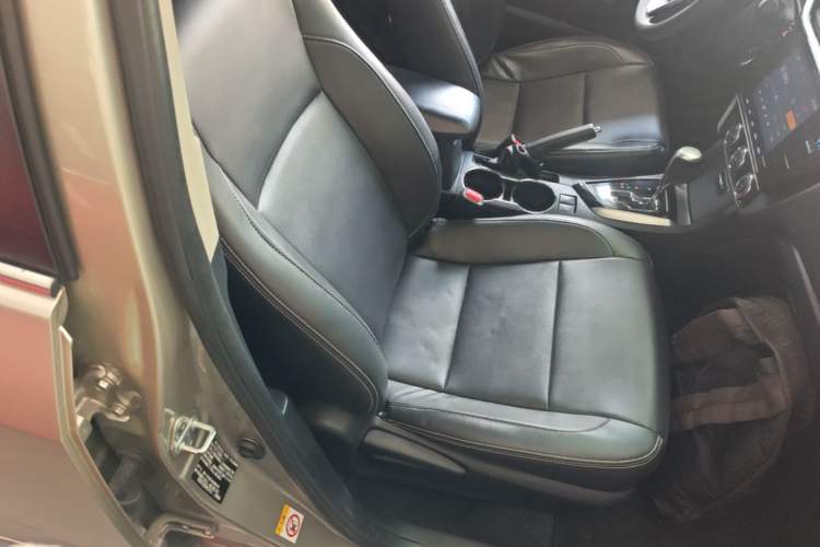 Used Toyota Corolla 2017 Revised Version 1.2T S-CVT GL-i Right Front Seat