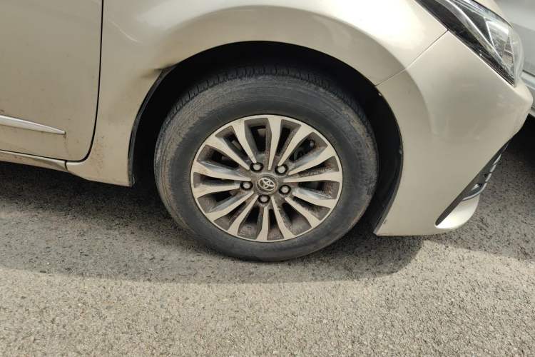 Used Toyota Corolla 2017 Revised Version 1.2T S-CVT GL Right Front Wheel Hub