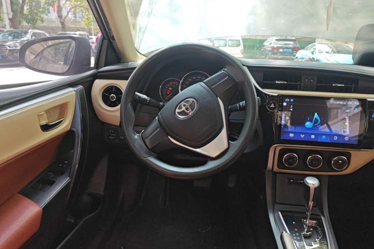 Used Toyota Corolla 2017 Revised Version 1.2T S-CVT GL Steering Wheel