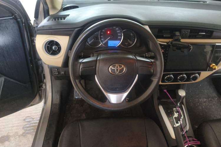 Used Toyota Corolla 2017 Revised Version 1.2T S-CVT GL Steering Wheel