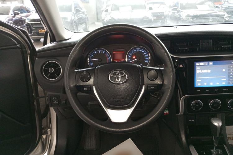 Used Toyota Corolla 2017 Revised Version 1.2T S-CVT GL-i Steering Wheel