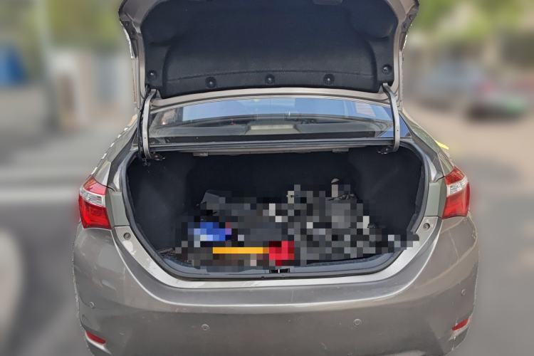 Used Toyota Corolla 2017 1.2T CVT GL-i Leather Edition Trunk