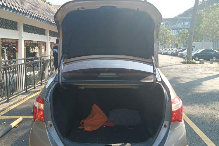 Used Toyota Corolla 2017 1.2T Manual GL Trunk