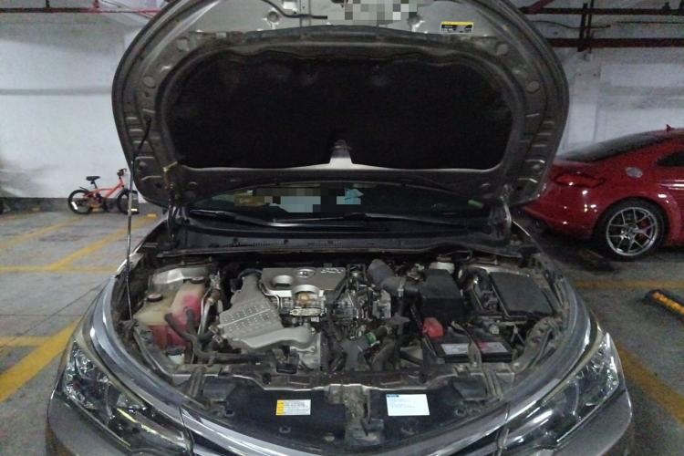 Used Toyota Corolla 2017 Revised Version 1.2T S-CVT GL Engine Bay