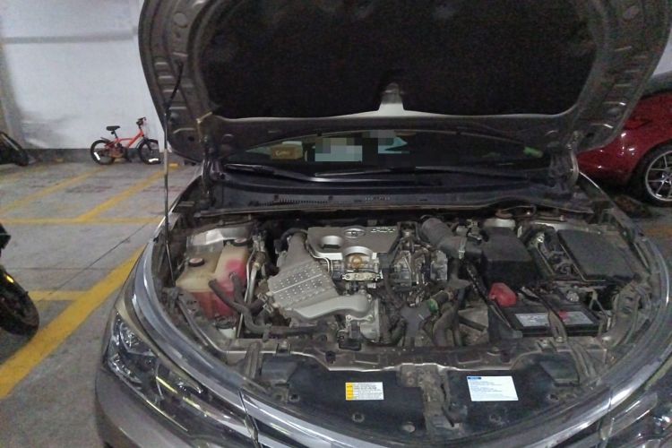 Used Toyota Corolla 2017 Revised Version 1.2T S-CVT GL Engine Bay Right