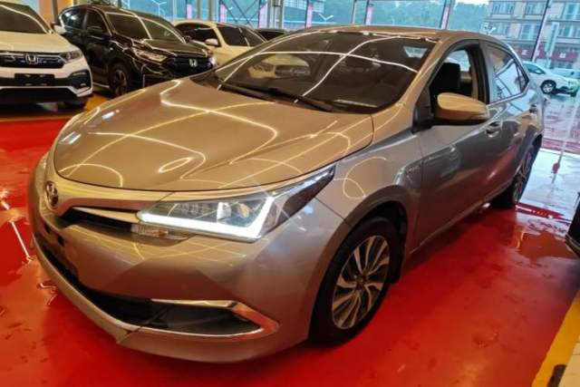 Used Toyota Corolla 2017 Revised Dual-Engine 1.8L E-CVT Elite Edition