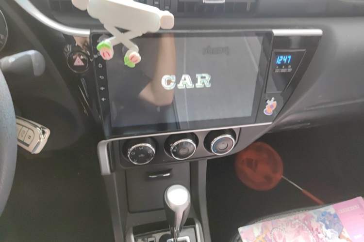 Used Toyota Corolla 2017 Revised Version 1.2T S-CVT GL Audio And AC Panel