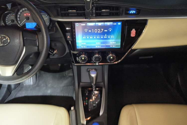Used Toyota Corolla 2017 1.6L CVT GL Audio And AC Panel