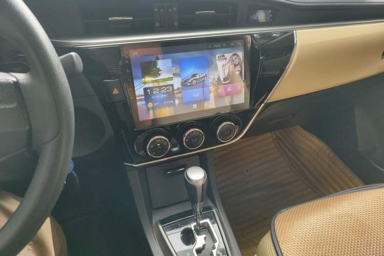 Used Toyota Corolla 2017 1.6L CVT GL Audio And AC Panel