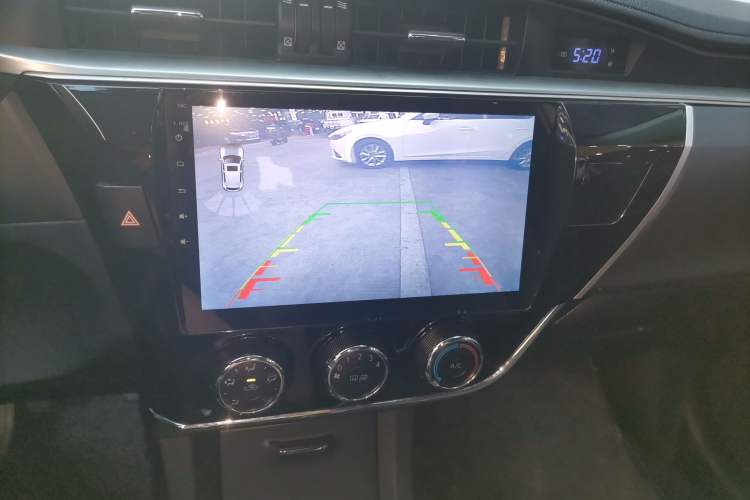 Used Toyota Corolla 2017 1.2T CVT GL Audio And AC Panel