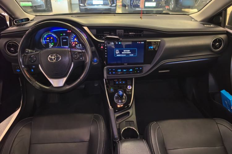 Used Toyota Corolla 2017 Revised Dual-Engine 1.8L E-CVT Elite Edition Center Console