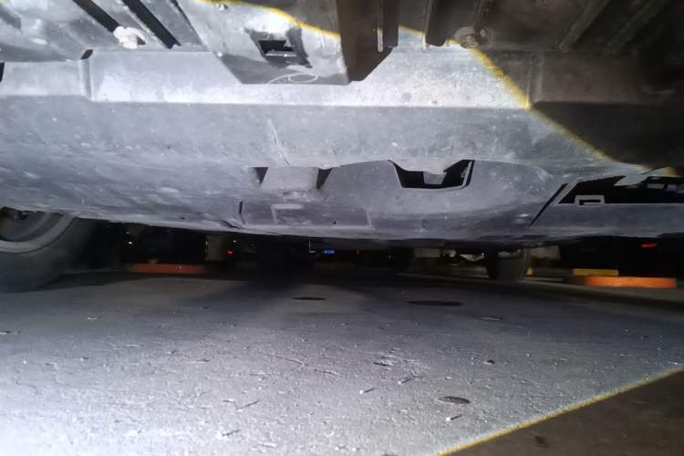 Used Toyota Corolla 2017 Revised Dual-Engine 1.8L E-CVT Elite Edition Chassis Front