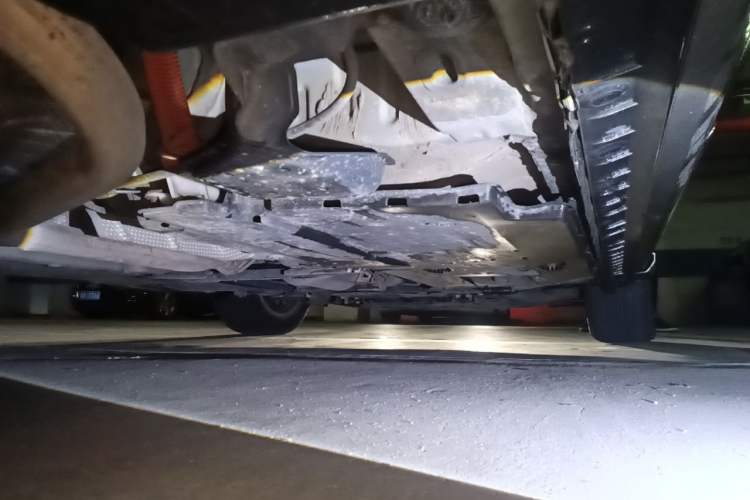 Used Toyota Corolla 2017 Revised Dual-Engine 1.8L E-CVT Elite Edition Chassis Rear Right